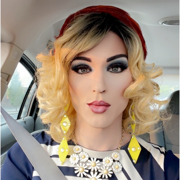 Welcome to the “Lites House” Check out my closet! - Picture 5 of 9